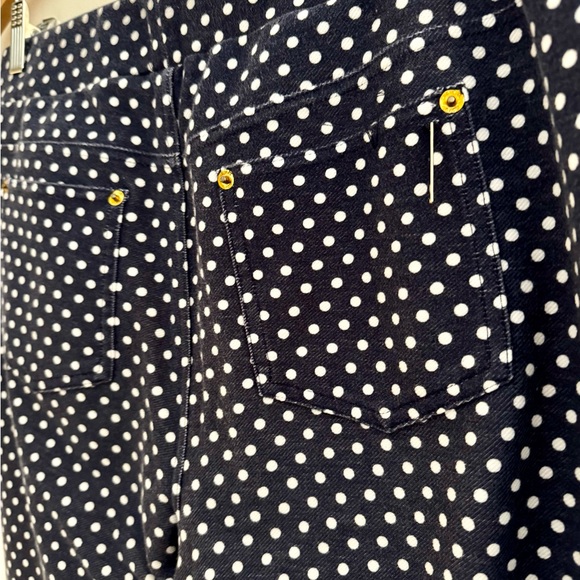 Women’s polka dot leggings. - Picture 8 of 11